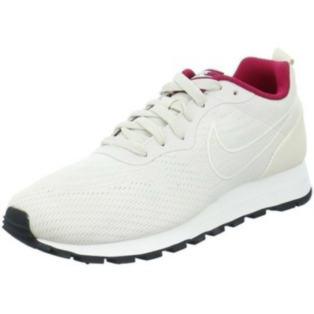 Women’s Nike MD Runners 2- women’s size 9.